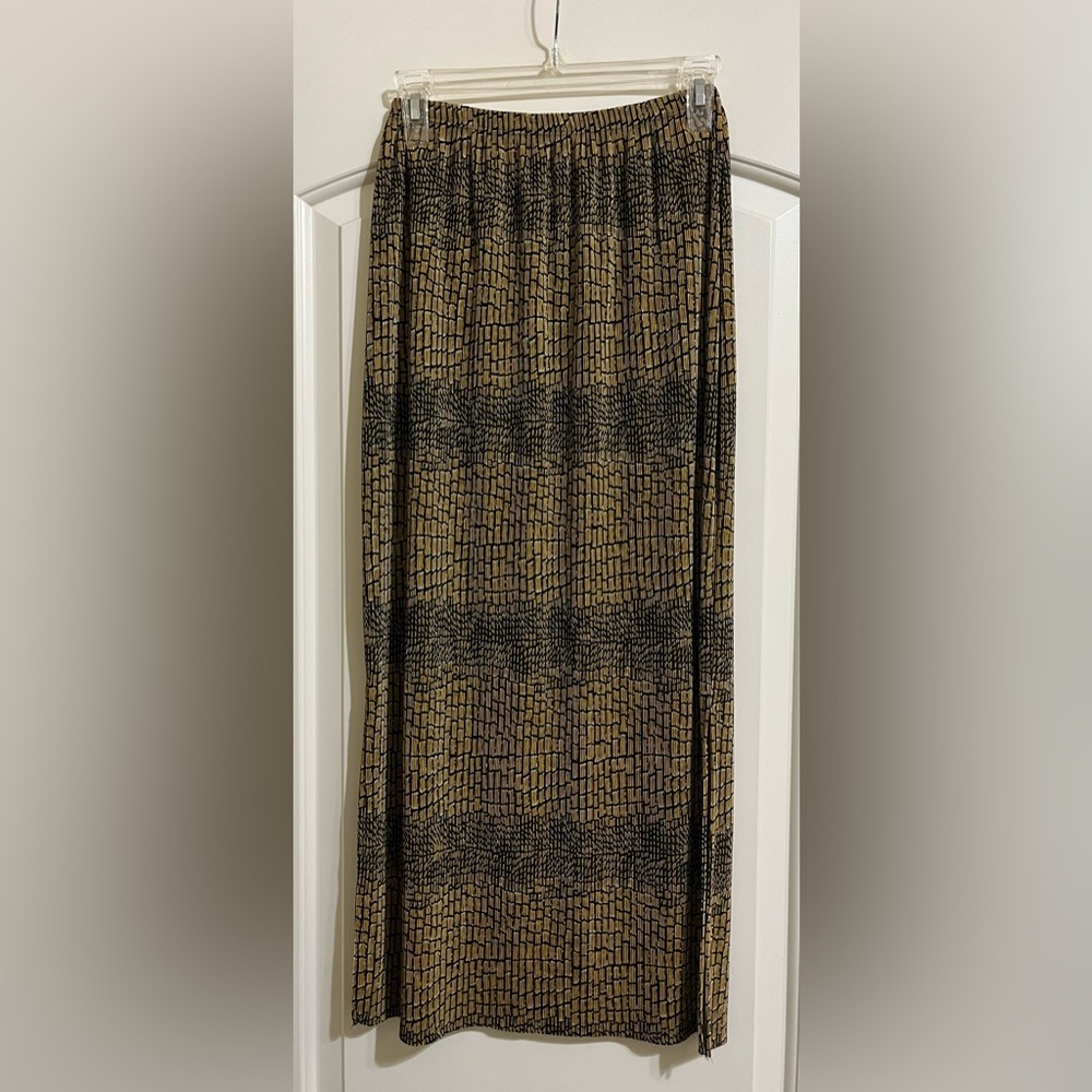 Notations 3 PIECES Black and Gold Brown Cardigan Tank Top Skirt Medium Small - Picture 11 of 13